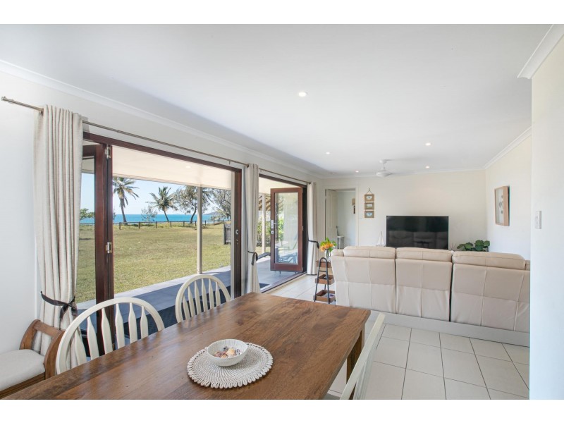 26 Owen Jenkins Drive, Sarina Beach QLD 4737