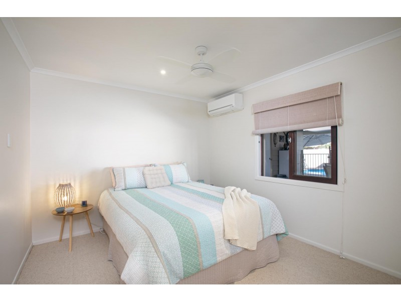 26 Owen Jenkins Drive, Sarina Beach QLD 4737