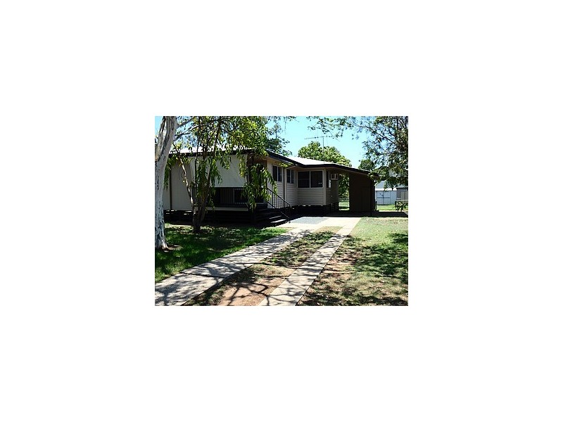 8 Brennan Street, Dysart QLD 4745