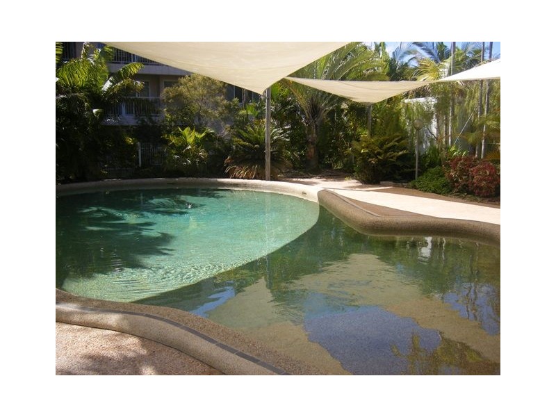 1/11 Bridge Road (Pelikan Block), East Mackay QLD 4740