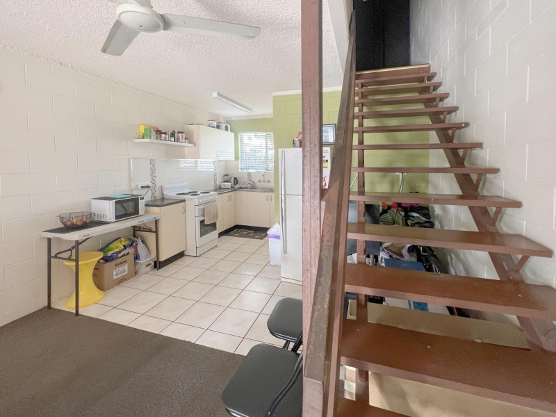 8/11 Porter Street, Mackay QLD 4740