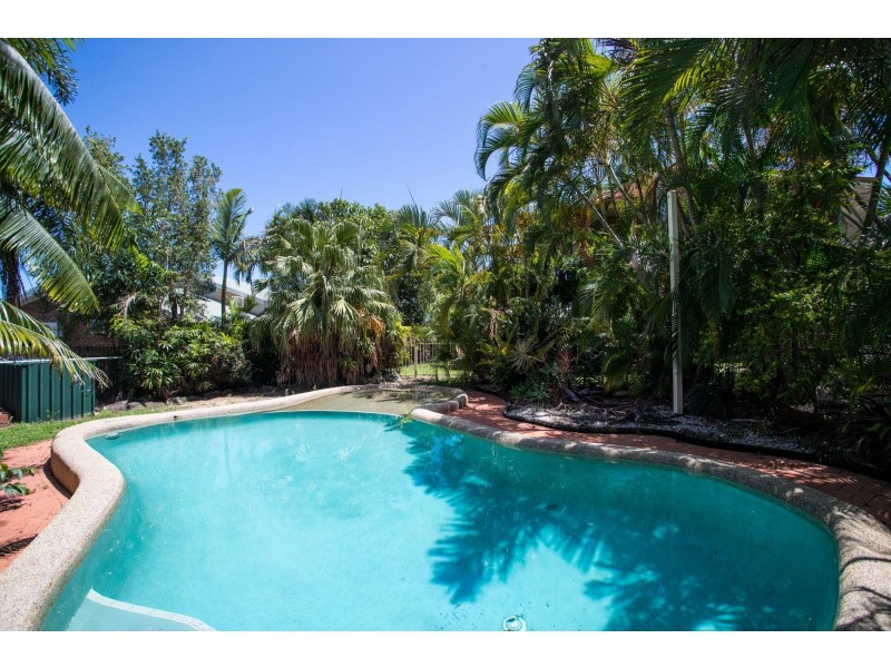 6 Chapman Court, Eimeo QLD 4740