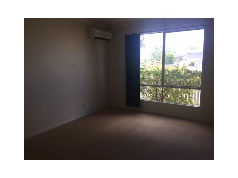 21D Beresford Crescent, Dysart QLD 4745