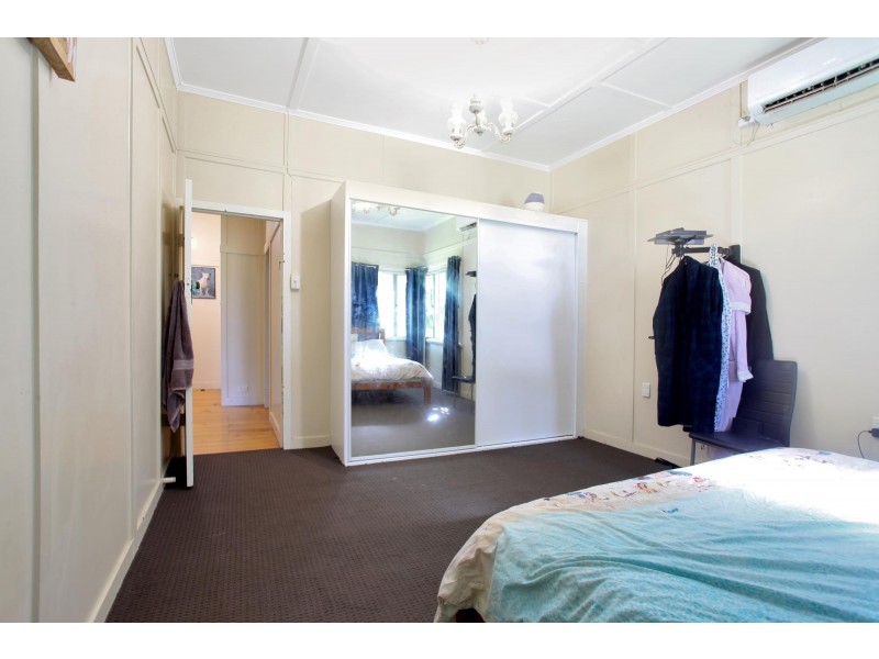 10 Swan Street, Armstrong Beach QLD 4737