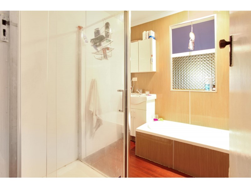 10 Swan Street, Armstrong Beach QLD 4737