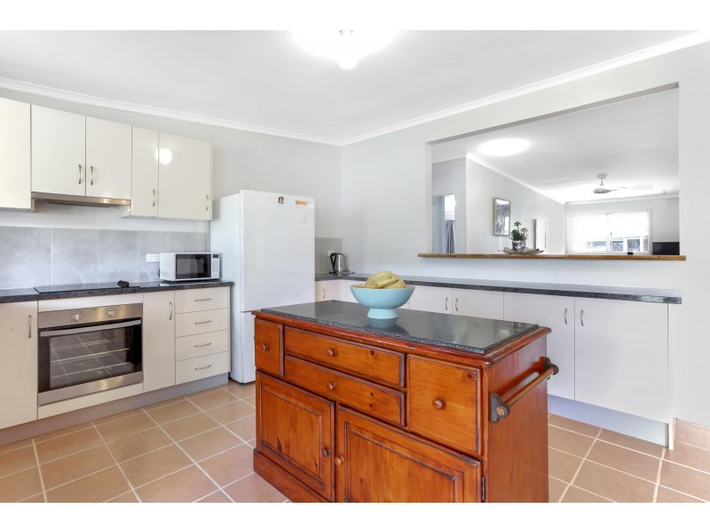 53 Rainbow Street, Armstrong Beach QLD 4737