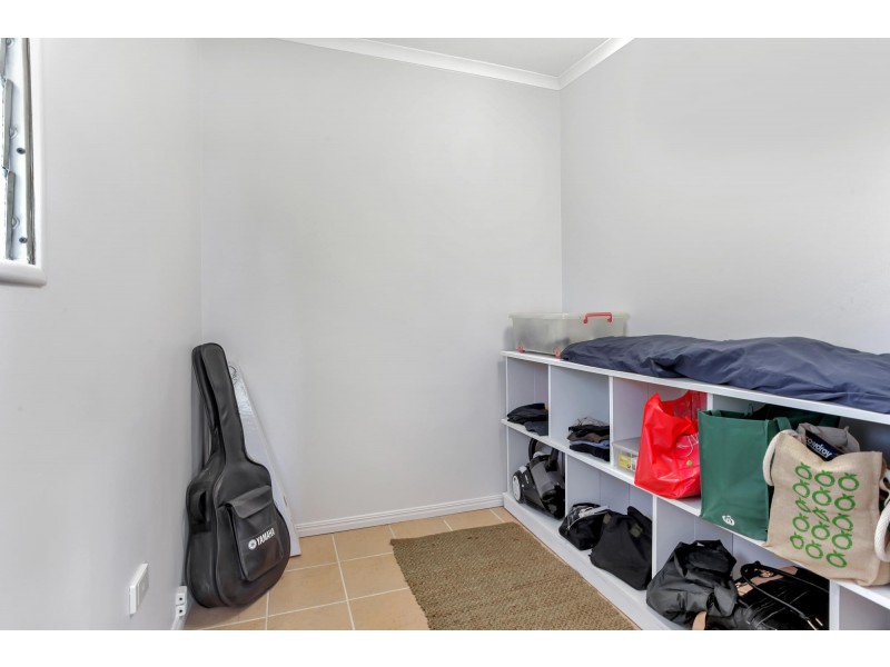 53 Rainbow Street, Armstrong Beach QLD 4737