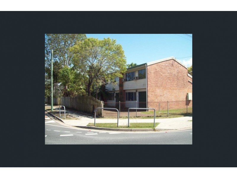 2/82 Evan Street, Mackay QLD 4740