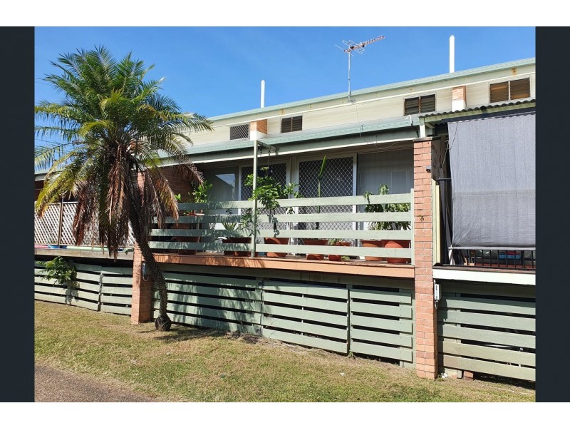 2/82 Evan Street, Mackay QLD 4740