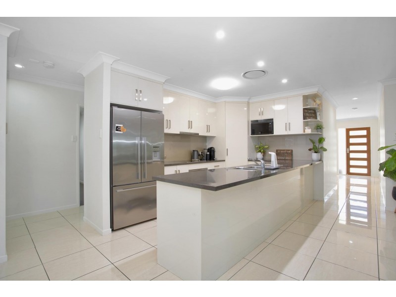 74 Cinnamon Drive, Glenella QLD 4740