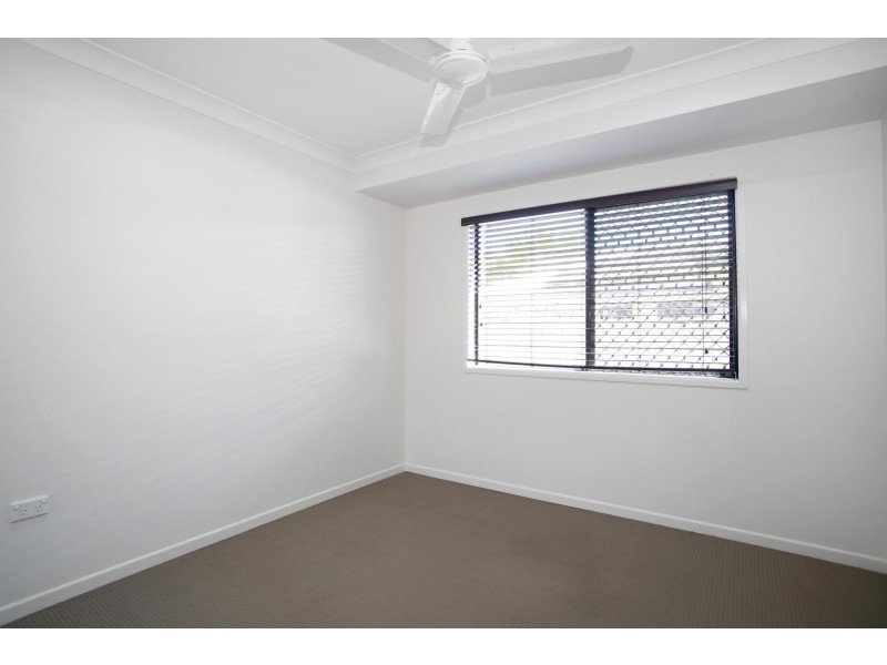74 Cinnamon Drive, Glenella QLD 4740