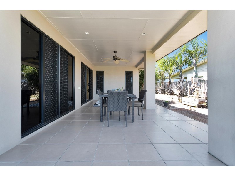 74 Cinnamon Drive, Glenella QLD 4740