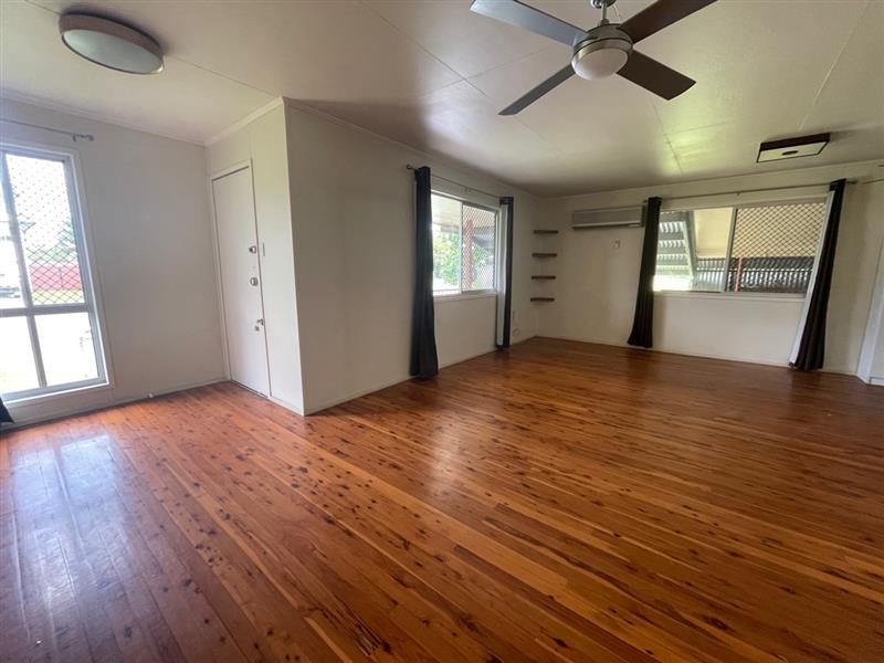2 Armstrong Cres, Dysart QLD 4745
