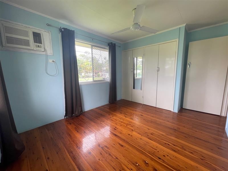 2 Armstrong Cres, Dysart QLD 4745