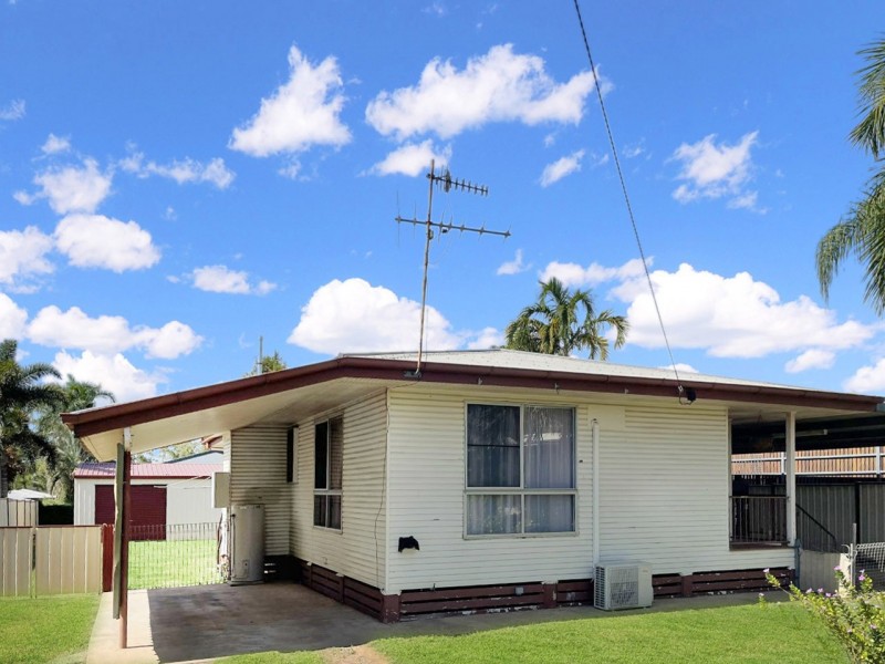 20 Leichhardt Drive, Moranbah QLD 4744