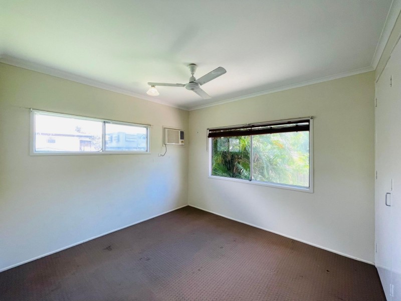 1 kellerman Drv, Moranbah QLD 4744