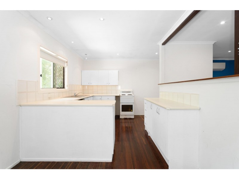 13 Mowlam Street, Eimeo QLD 4740