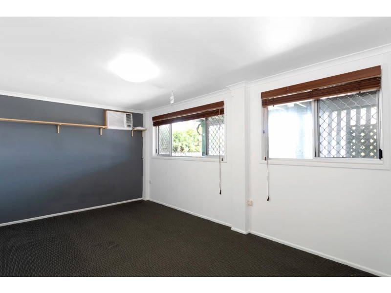 13 Mowlam Street, Eimeo QLD 4740