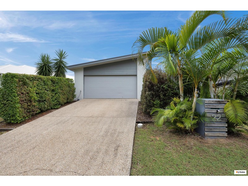 22A Newport Pde, Blacks Beach QLD 4740