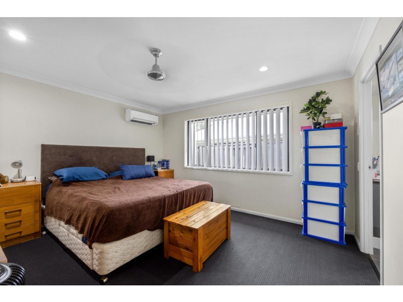 22A Newport Pde, Blacks Beach QLD 4740