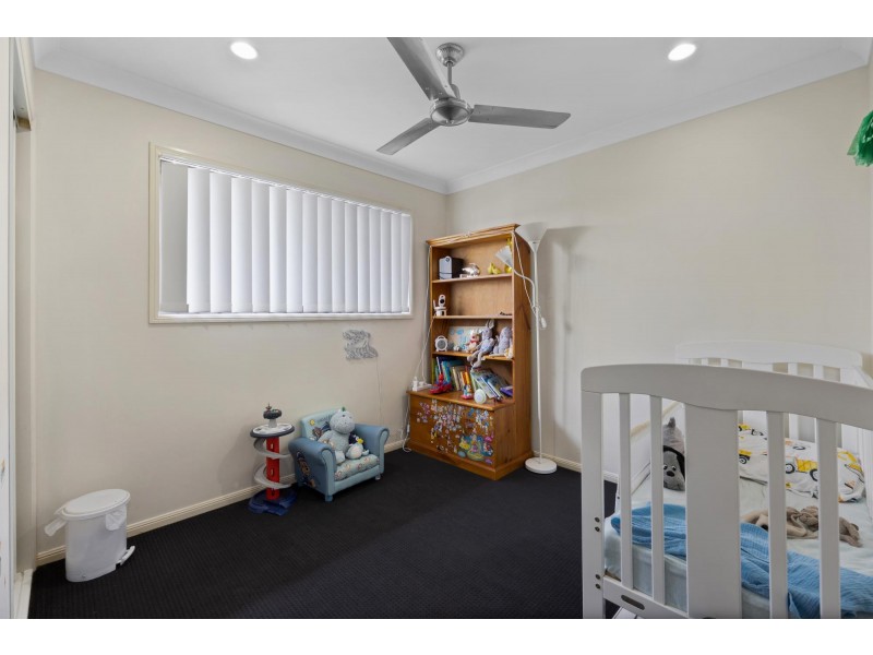 22A Newport Pde, Blacks Beach QLD 4740