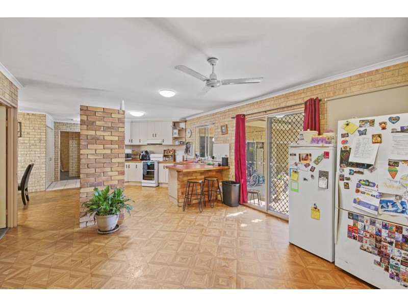 48 Bradman Drive, Glenella QLD 4740
