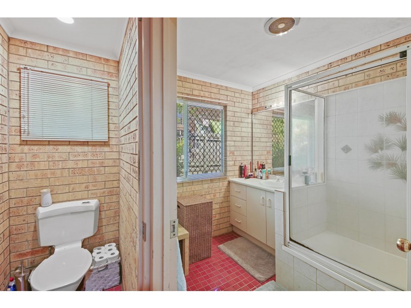 48 Bradman Drive, Glenella QLD 4740