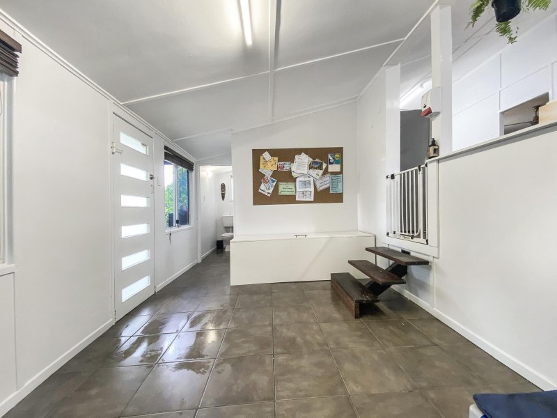 144 Broad Street, Sarina QLD 4737