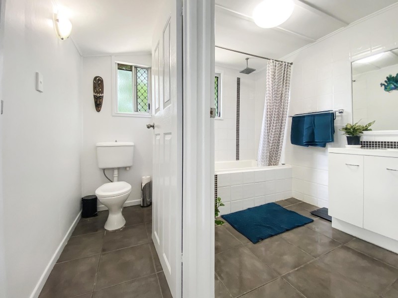 144 Broad Street, Sarina QLD 4737