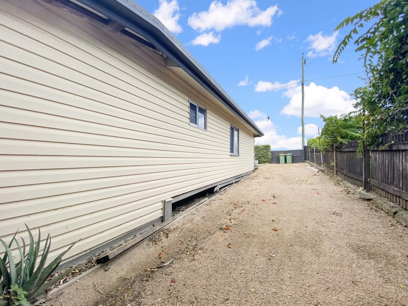 144 Broad Street, Sarina QLD 4737