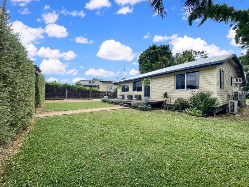 144 Broad Street, Sarina QLD 4737