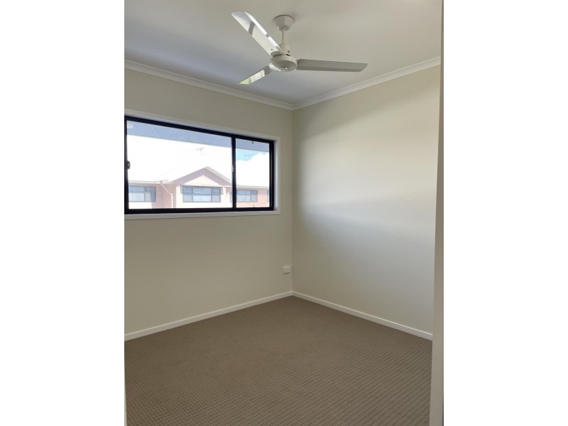 31/7 Bilgola Place, Blacks Beach QLD 4740