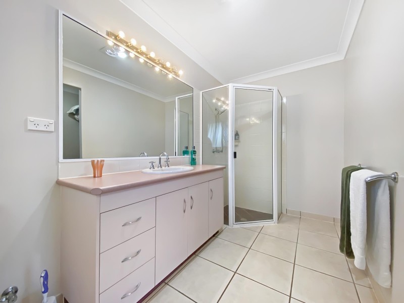 9 Lando Avenue, Sarina QLD 4737