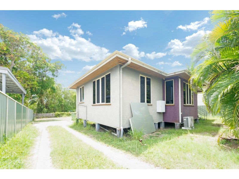 335 Slade Point Road, Slade Point QLD 4740