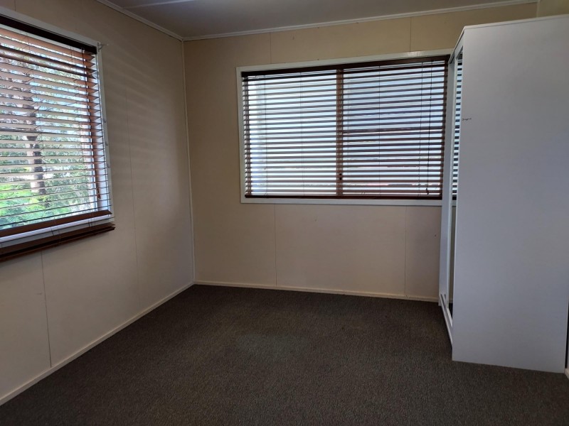 1 Fraser Court, Dysart QLD 4745