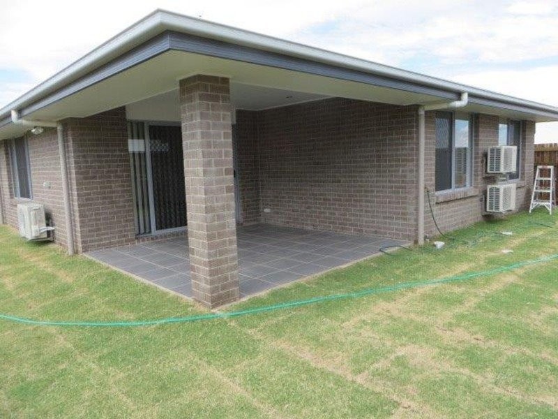 1 Finch Street, Moranbah QLD 4744