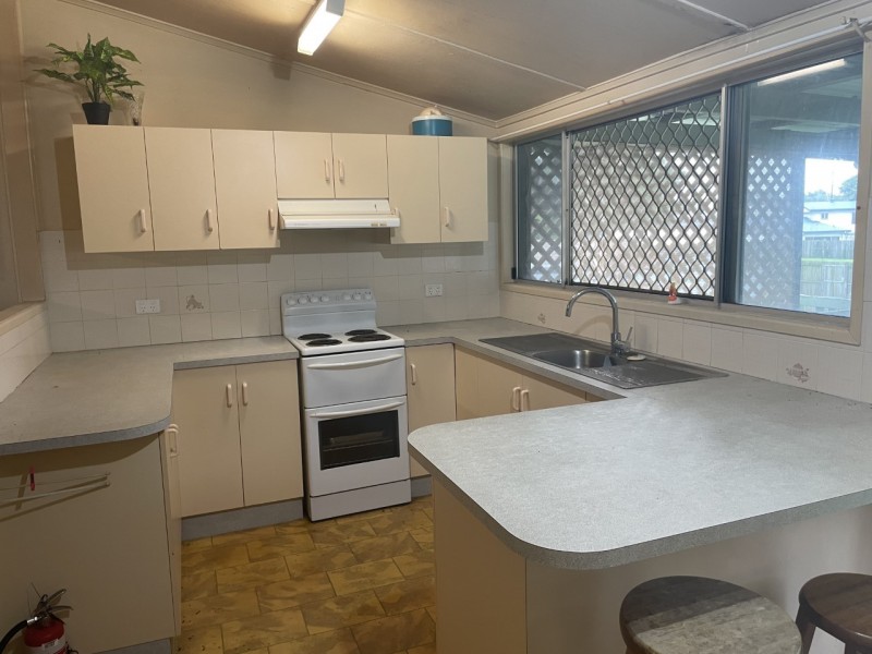38 Tait Street, West Mackay QLD 4740