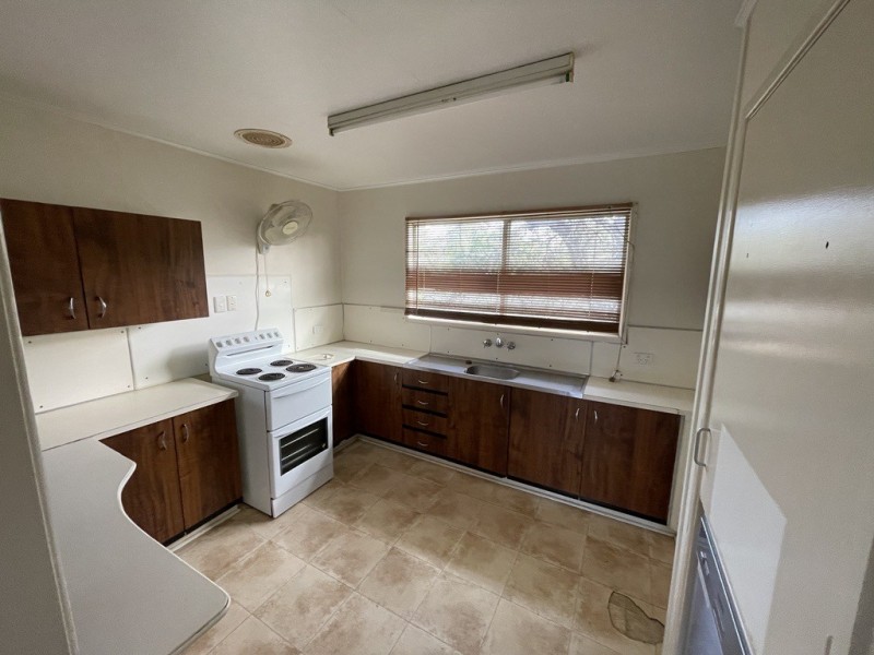 40 Winterer Crescent, Dysart QLD 4745