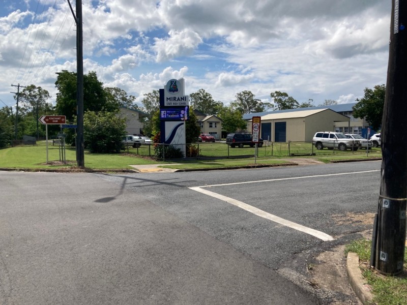 8 Patricia Court, Mirani QLD 4754