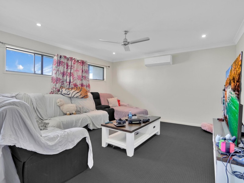 38 Lancaster Way, Ooralea QLD 4740