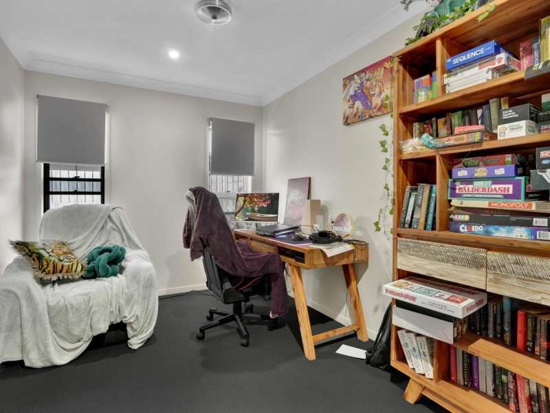 38 Lancaster Way, Ooralea QLD 4740