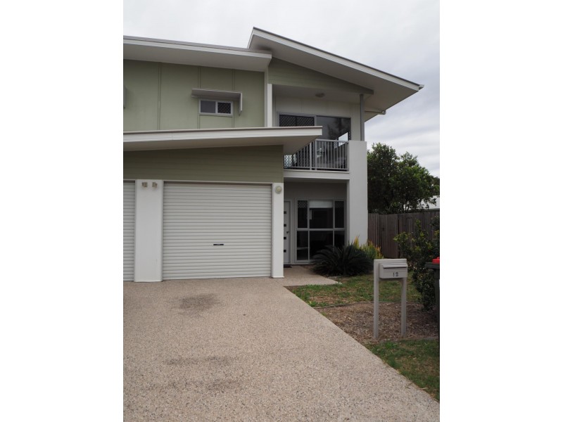 12 Matheson Ct, Middlemount QLD 4746