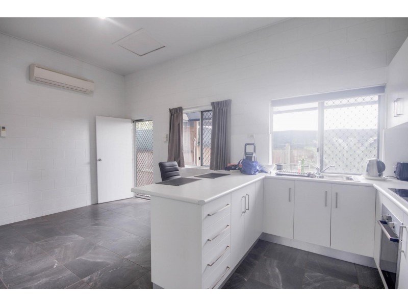 31 Rollinson Drive, Victoria Plains QLD 4751