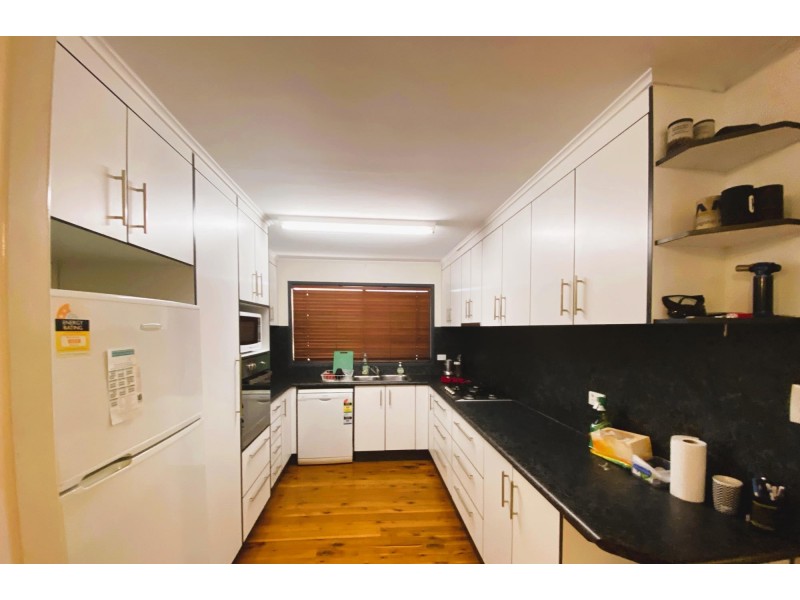 20 Forrest Drive, Moranbah QLD 4744