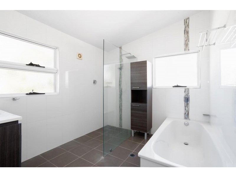 27 Field Street, West Mackay QLD 4740