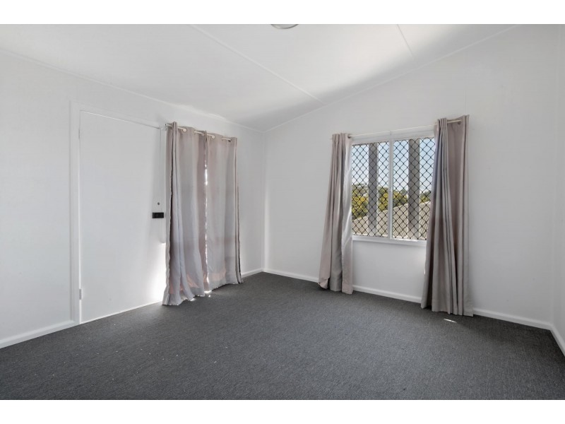 27 Field Street, West Mackay QLD 4740