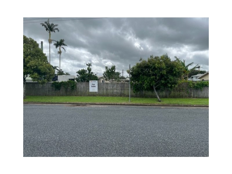 6 Alexandra Road, Alexandra QLD 4740