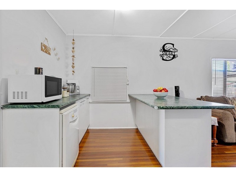 2 Robinson Street, North Mackay QLD 4740
