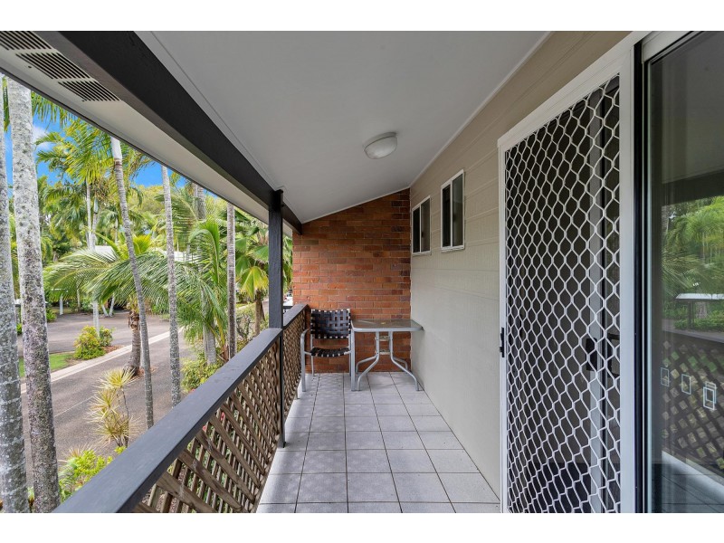 18/26 Bourke Street, Blacks Beach QLD 4740