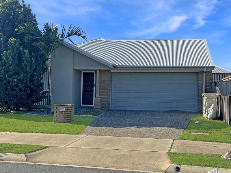 114 Whitehaven Drive, Blacks Beach QLD 4740